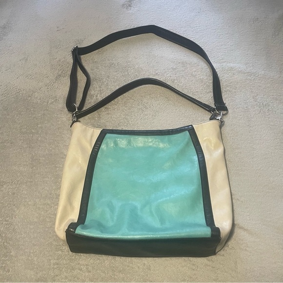 𝅺s-q vegan convertible crossbody shoulder bag in excellent condition - Picture 1 of 9